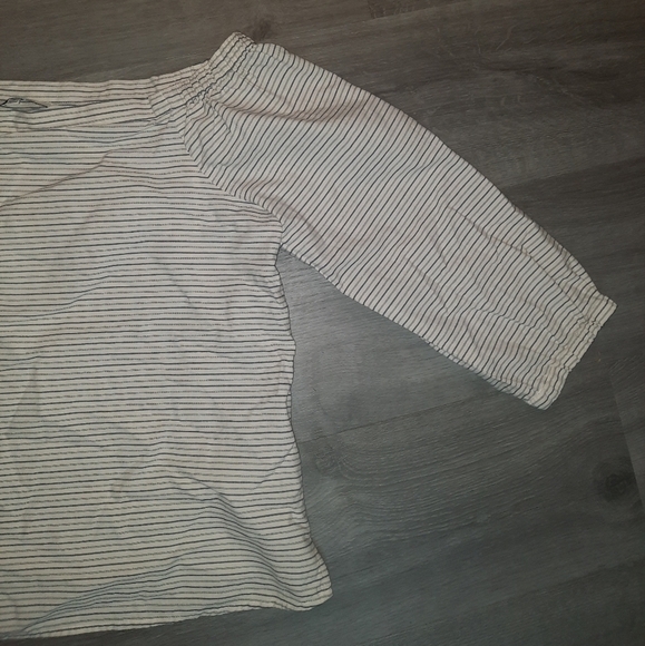 Madewell Jardin Off-the-Shoulder Top in Indigo Stripe - Picture 8 of 10